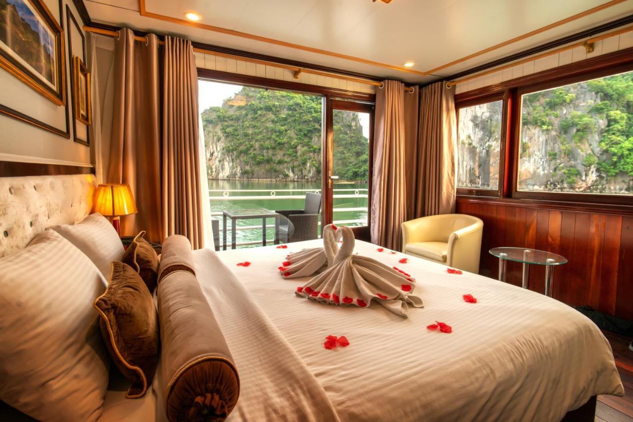 Hotel Swan Cruises Halong à Hạ Long Extérieur photo