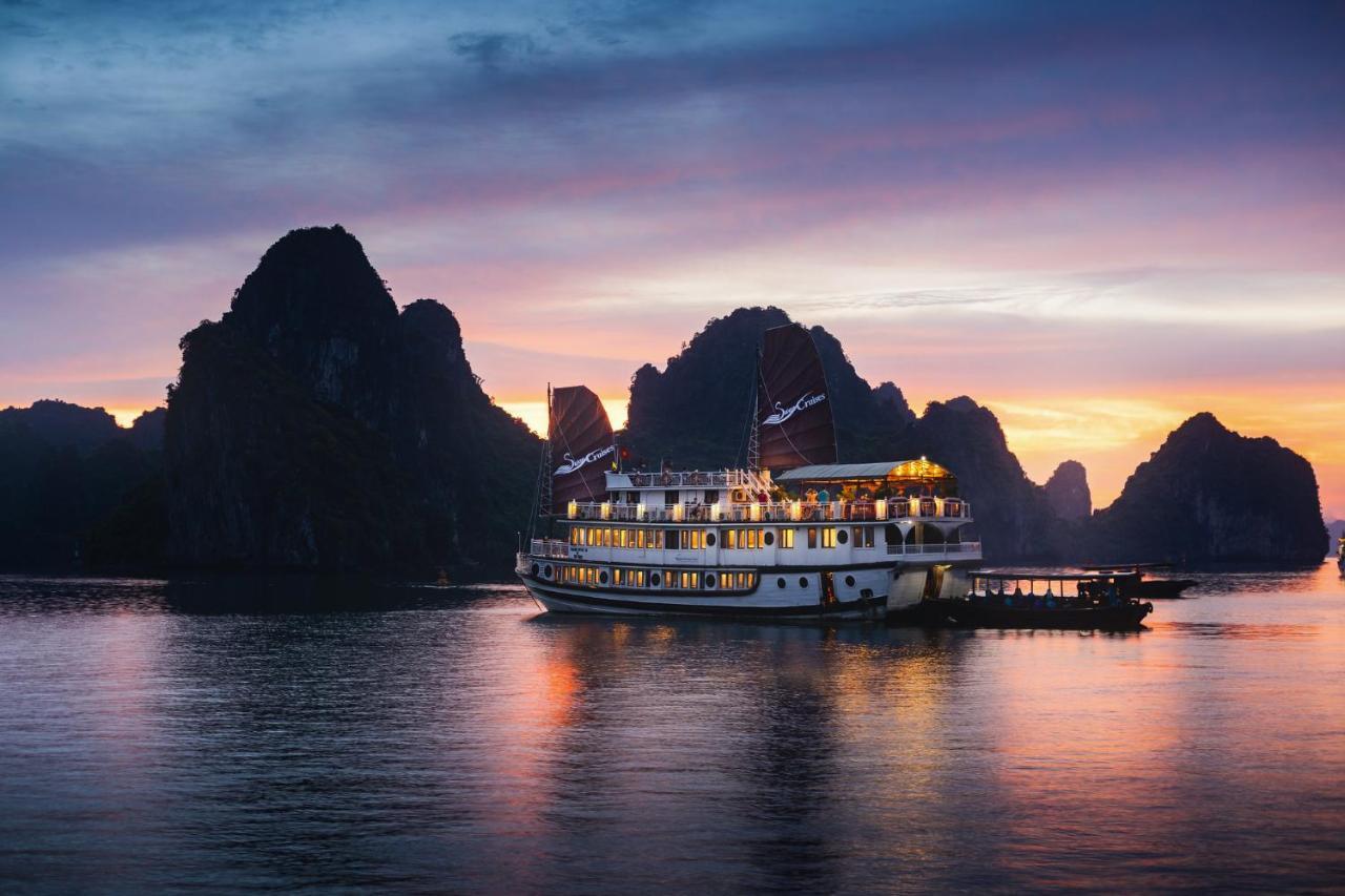 Hotel Swan Cruises Halong à Hạ Long Extérieur photo